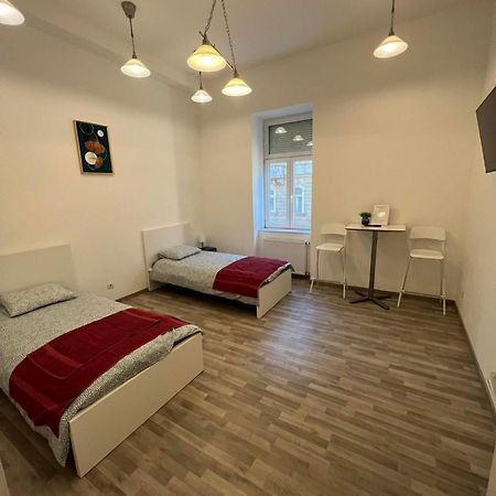 Goldensun Apartment Budapest Eksteriør billede