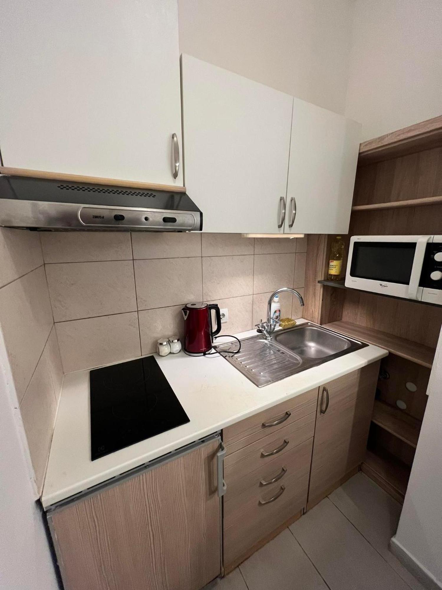 Goldensun Apartment Budapest Eksteriør billede